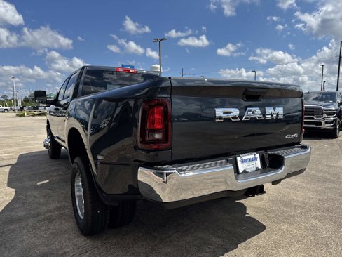 New 2026 RAM 3500 Tradesman w/ Chrome Appearance Group image 4