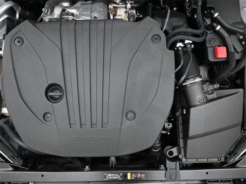 Used 2025 Volvo S60 B5 Plus w/ Protection Package Premier image 34