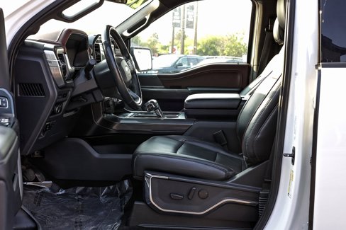 Used 2023 Ford F150 Lariat image 10