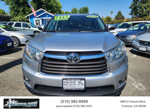 Used 2015 Toyota Highlander Limited Platinum image 2