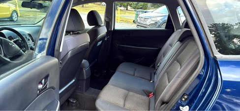 Used 2011 Hyundai Elantra GLS image 13