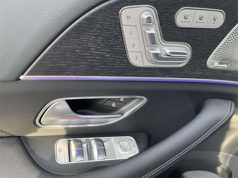 New 2025 Mercedes-Benz GLS 450 4MATIC image 12