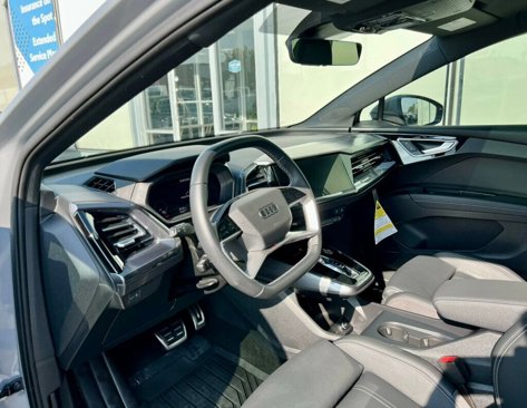 Used 2024 Audi Q4 e-tron Premium Plus w/ Premium Plus image 12