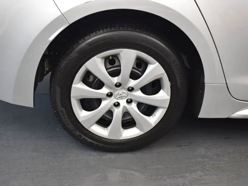 Used 2024 Toyota Corolla LE image 34
