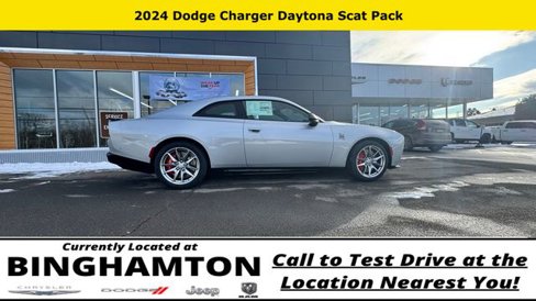 Used 2024 Dodge Charger R/T Scat Pack w/ Plus Group image 6