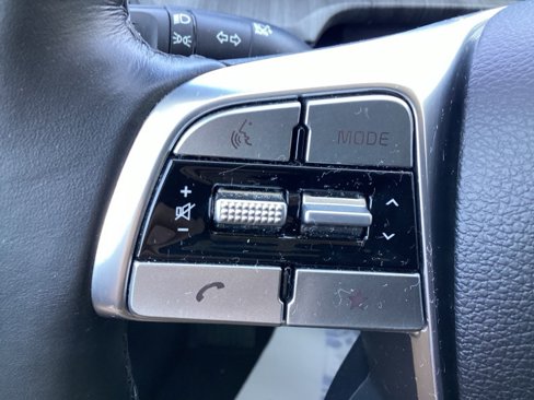 Used 2024 Kia Telluride EX image 30