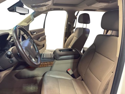 Used 2016 Chevrolet Suburban LTZ image 15