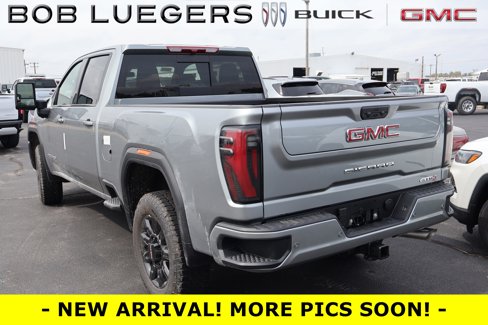 New 2026 GMC Sierra 2500 AT4 image 4