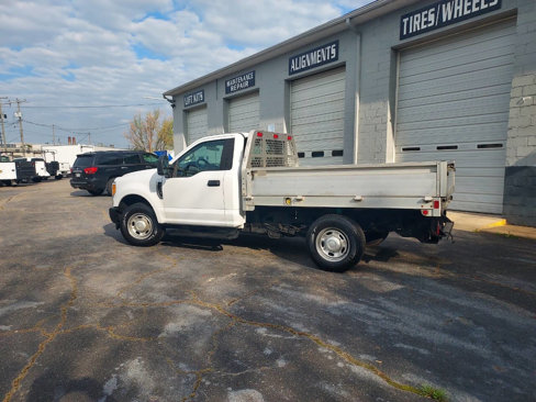 Used 2017 Ford F250 XL image 2