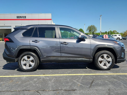 Used 2024 Toyota RAV4 XLE image 7