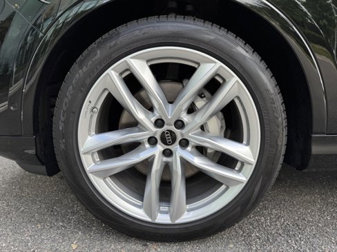New 2025 Audi Q7 3.0T Premium Plus image 8