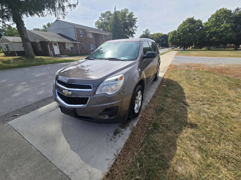 Used 2010 Chevrolet Equinox LS image 3