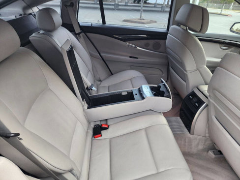 Used 2011 BMW 550i Gran Turismo image 36