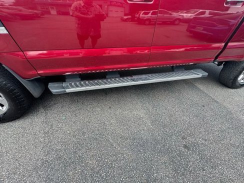 Used 2017 Ford F250 Lariat w/ Chrome Package image 10