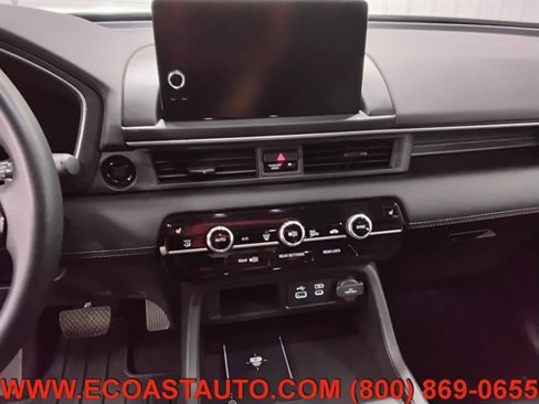 Used 2025 Honda Pilot Touring image 12