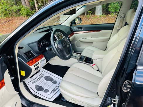 Used 2012 Subaru Outback 2.5i Limited w/ Moonroof Pkg image 9