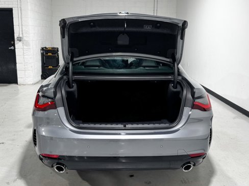 Used 2025 BMW 430i Coupe image 11