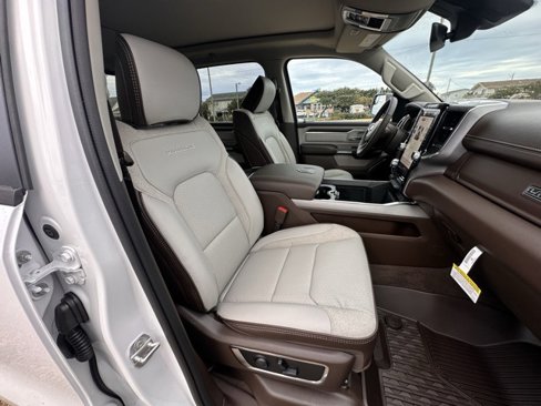 New 2025 RAM 1500 Laramie w/ Bed Utility Group image 11