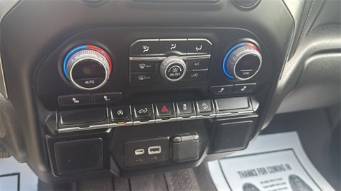 Used 2022 Chevrolet Silverado 1500 LT w/ Z71 Off-Road Package image 23