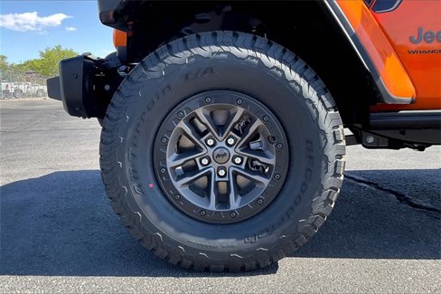 New 2025 Jeep Wrangler Unlimited Rubicon 392 image 12