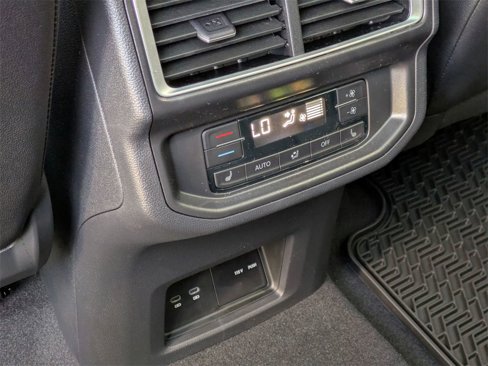 New 2025 Volkswagen Atlas SEL image 25