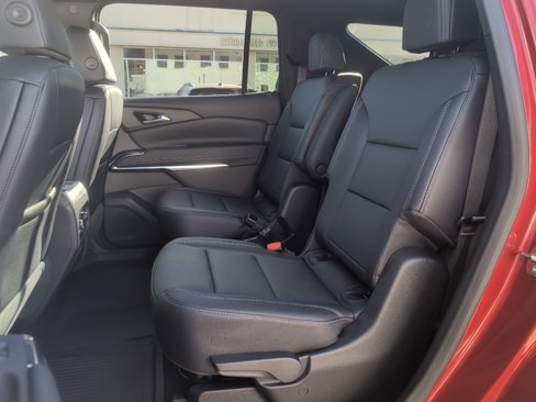 New 2026 Chevrolet Traverse LT w/ Driver Confidence Package image 30