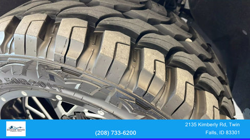 Used 2021 Chevrolet Silverado 1500 Custom Trail Boss w/ LPO, Dark Essentials Package image 10