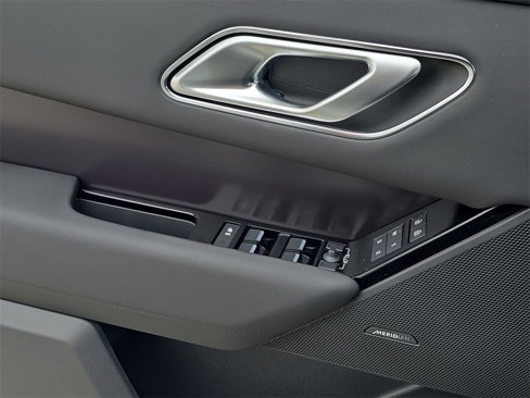 New 2026 Land Rover Range Rover Velar Dynamic SE image 28