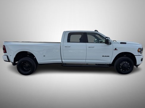 Used 2024 RAM 3500 Big Horn w/ Night Edition image 6