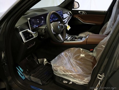 New 2026 BMW X7 M60i w/ Executive Package image 11