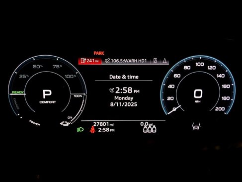 Used 2022 Audi e-tron GT Prestige image 31