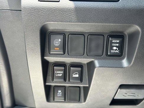 Used 2025 Nissan Frontier SV w/ SV Convenience Package image 27