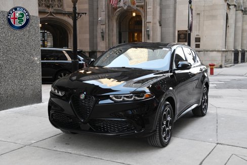 New 2025 Alfa Romeo Tonale image 1