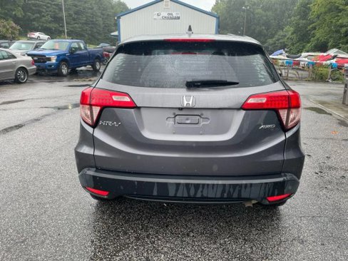 Used 2018 Honda HR-V LX image 6