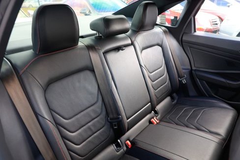 Used 2019 Volkswagen Jetta GLI Autobahn image 14