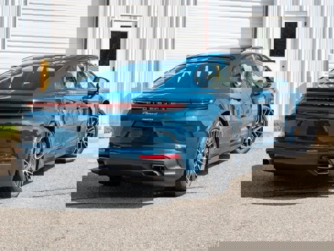 New 2025 Porsche Panamera 4 image 9