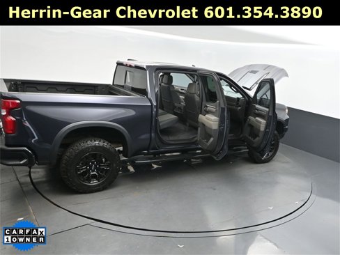 Used 2023 Chevrolet Silverado 1500 ZR2 w/ Technology Package image 51
