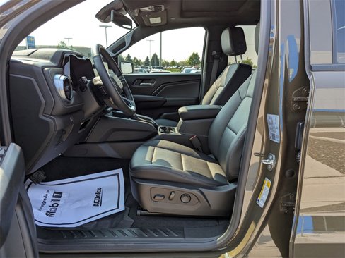 Certified 2023 Chevrolet Colorado LT w/ LT Convenience Package III image 12