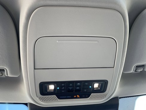 New 2025 Ford Expedition Active image 22