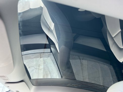 Used 2021 Tesla Model Y Long Range image 35