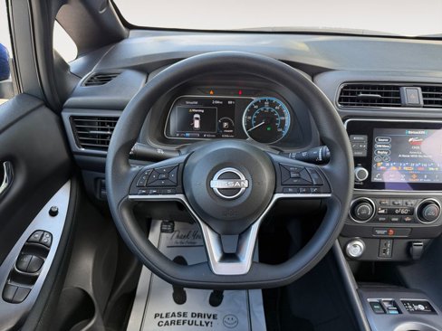 Certified 2025 Nissan Leaf S image 12