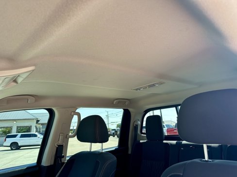 Used 2023 Nissan Titan S w/ S Utility Package image 25
