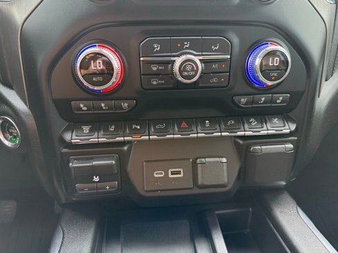 Used 2022 GMC Sierra 2500 Denali image 18