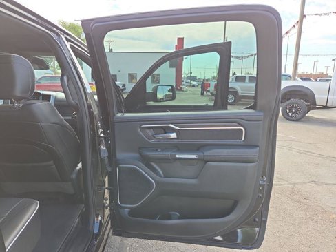 Used 2025 RAM 1500 Laramie image 38