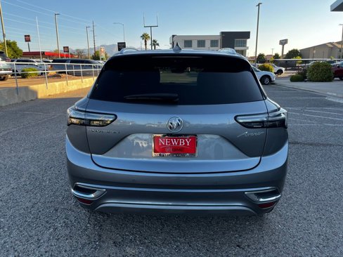 Used 2022 Buick Envision Avenir w/ Technology Package II image 6
