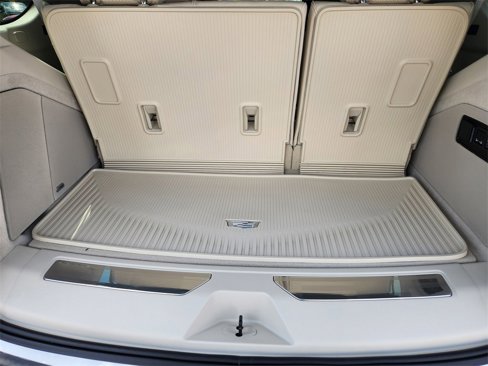New 2025 Cadillac Escalade Sport Platinum w/ LPO, ONYX Package image 24