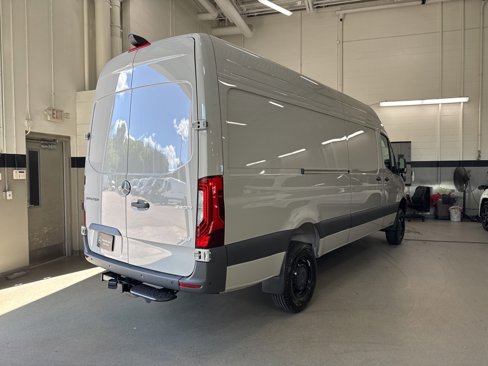 New 2025 Mercedes-Benz Sprinter 2500 image 4