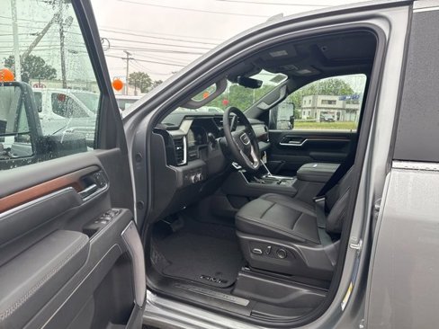 New 2025 GMC Sierra 2500 Denali w/ Denali Reserve Package image 18