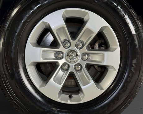 Used 2024 RAM 1500 Laramie image 29