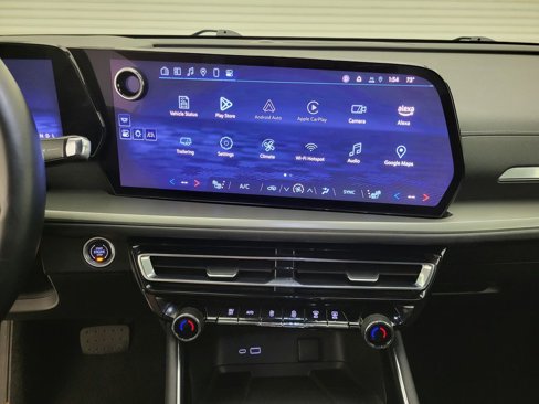 Certified 2025 Chevrolet Traverse LT image 31